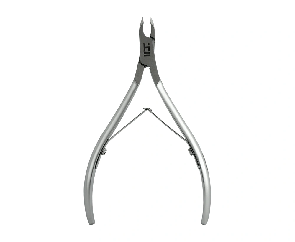 

Cuticle nippers – professional tools for precise and safe cuticle trimming.
Material: medical stainless steel AISI 420J2
Hardness: 52–56 HRC

NY ser...