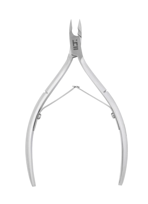 Cuticle nippers – professional tools for precise and safe cuticle trimming.Material: medical stainless steel AISI 420J2Hardness: 52–56 HRCNY series (NY–1–3 / NY–1–5 / NY–1–7)• Ergonomic curved handles for comfortable work• Smooth polished handles, pleasant to holdNX–3 series (NX–3–3 / NX–3–5 / NX–3–7)• Small rounded handles – ideal for small hands• Narrow working area for easier access to hard-to-reach areas• Smooth, comfortable handlesNX–7 series (NX–7–3 / NX–7–5)• Classic elongated handles – s...