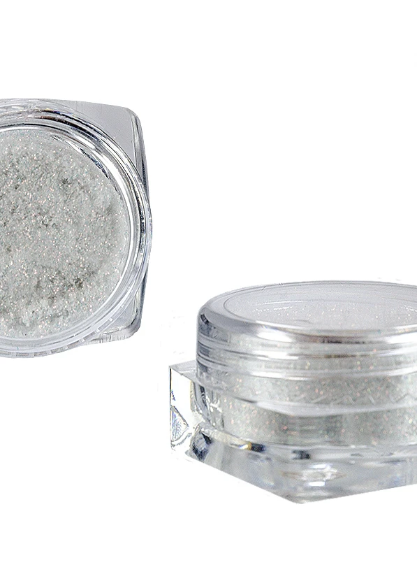 “Narina” Mermaid Effect Powder adds a soft pearlescent shine with an iridescent mermaid effect. Perfect for delicate, glowing, and elegant nail designs....